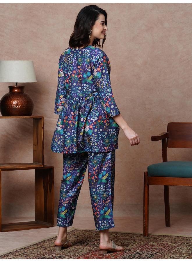 Globus Women Embroidered V-Neck Printed Faux Shell A-Line Alia Cut Tunic & Trousers Festive Co-Ord Set - Image 4